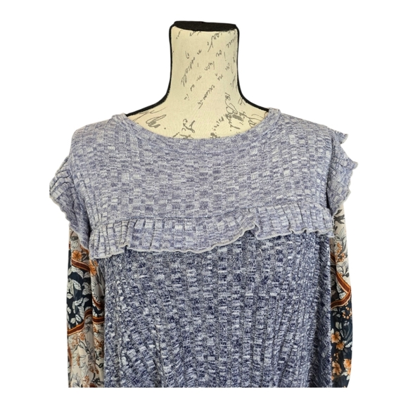 Sugarfox Blue Floral Sheer Long Sleeve Knit Top XL - Picture 2 of 7